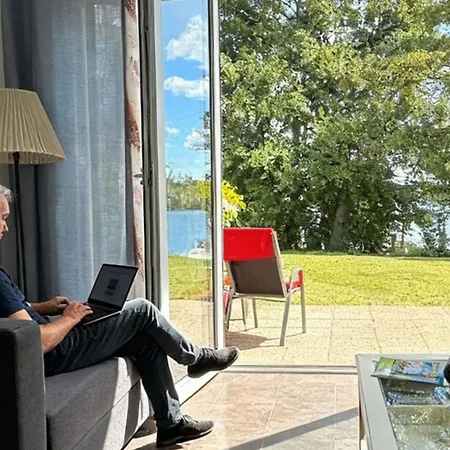 Ferienpark- Seezeit Direkt Am Krakower Сasa de vacaciones